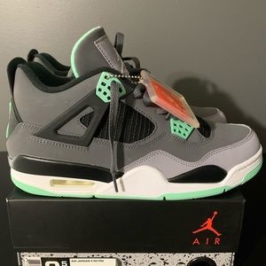 Jordan retro 4